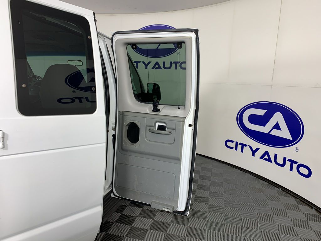 Used 2007 Ford Econoline Wagon E350 Super Duty Wagon