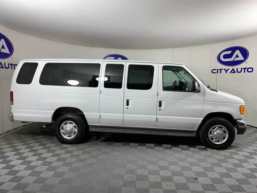 Used 2007 Ford Econoline Wagon E350 Super Duty Wagon