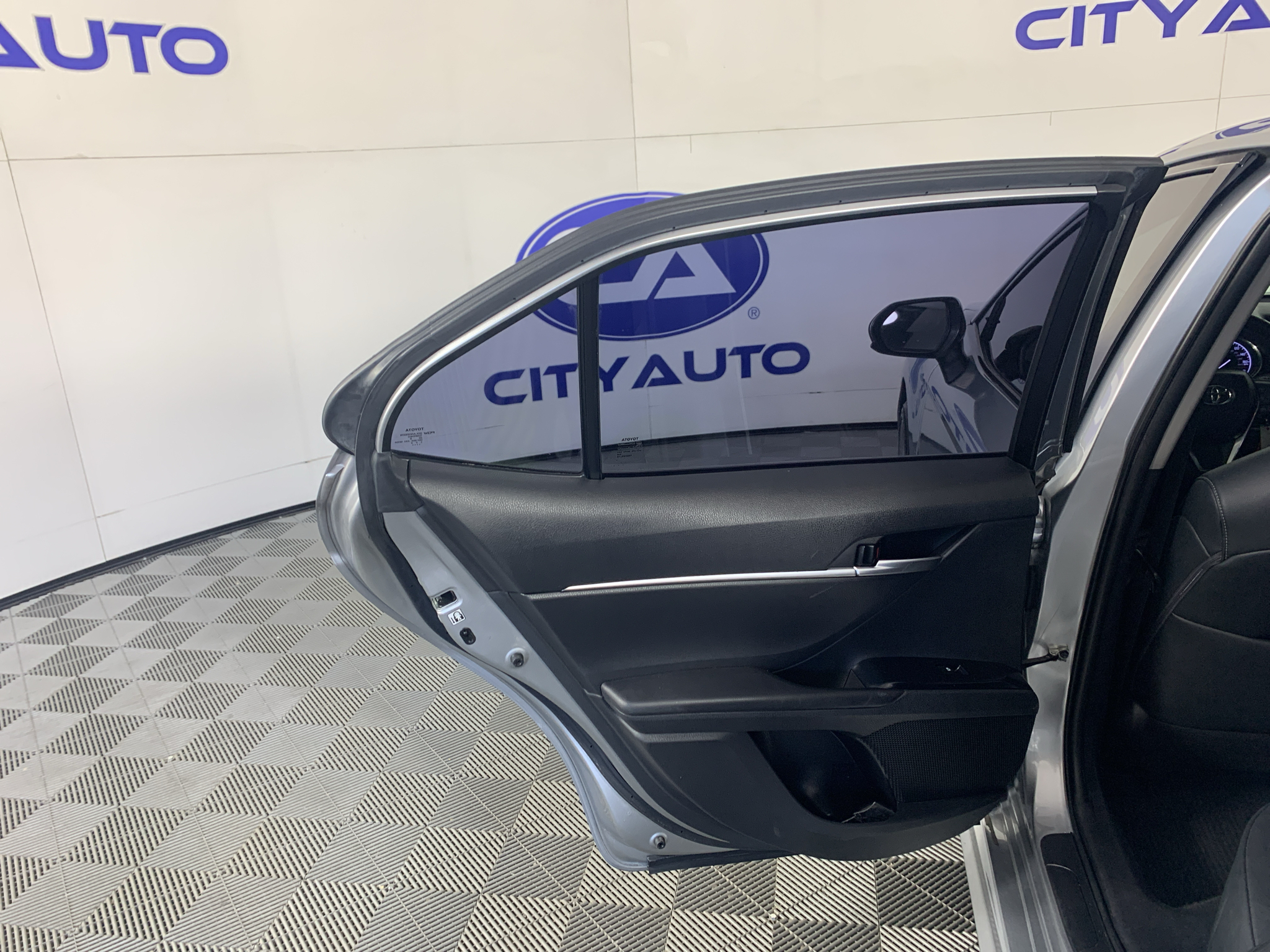 Used 2018 Toyota Camry Sedan