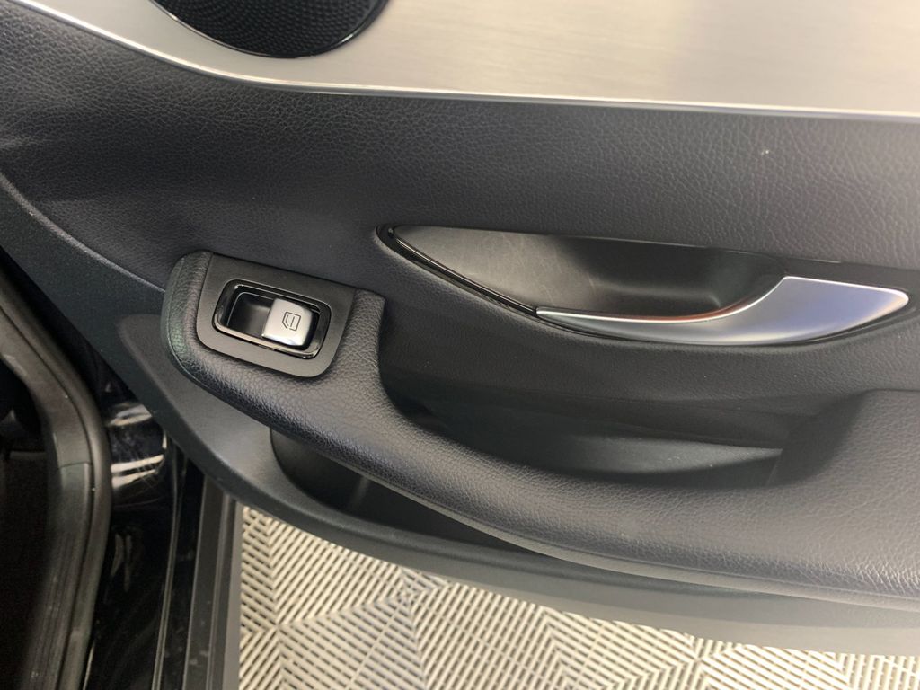 Used 2019 Mercedes-benz GLC SUV