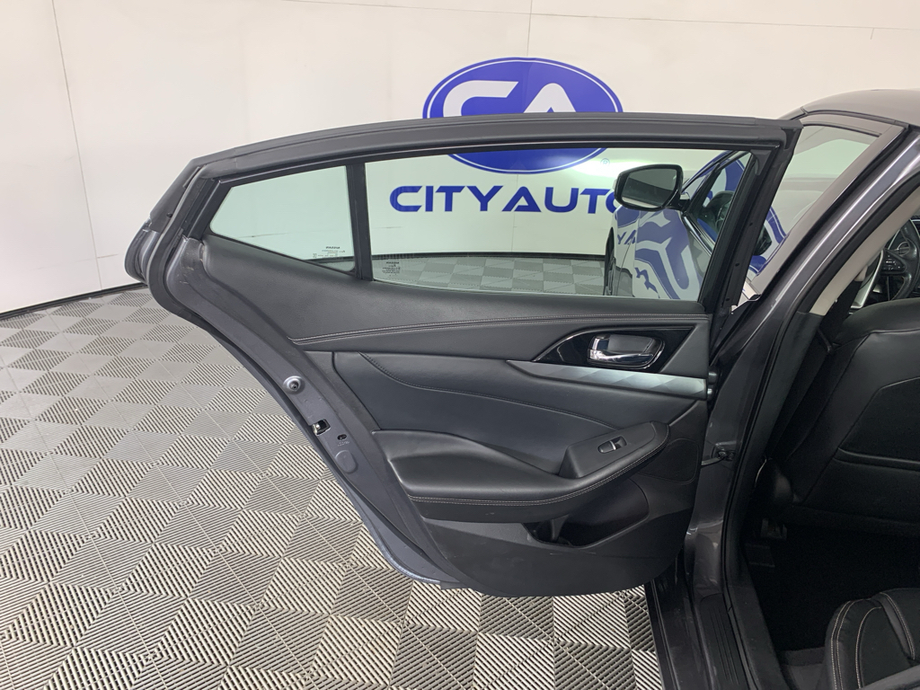 Used 2023 Nissan Maxima Sedan
