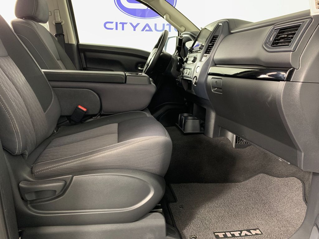 Used 2022 Nissan Titan Truck