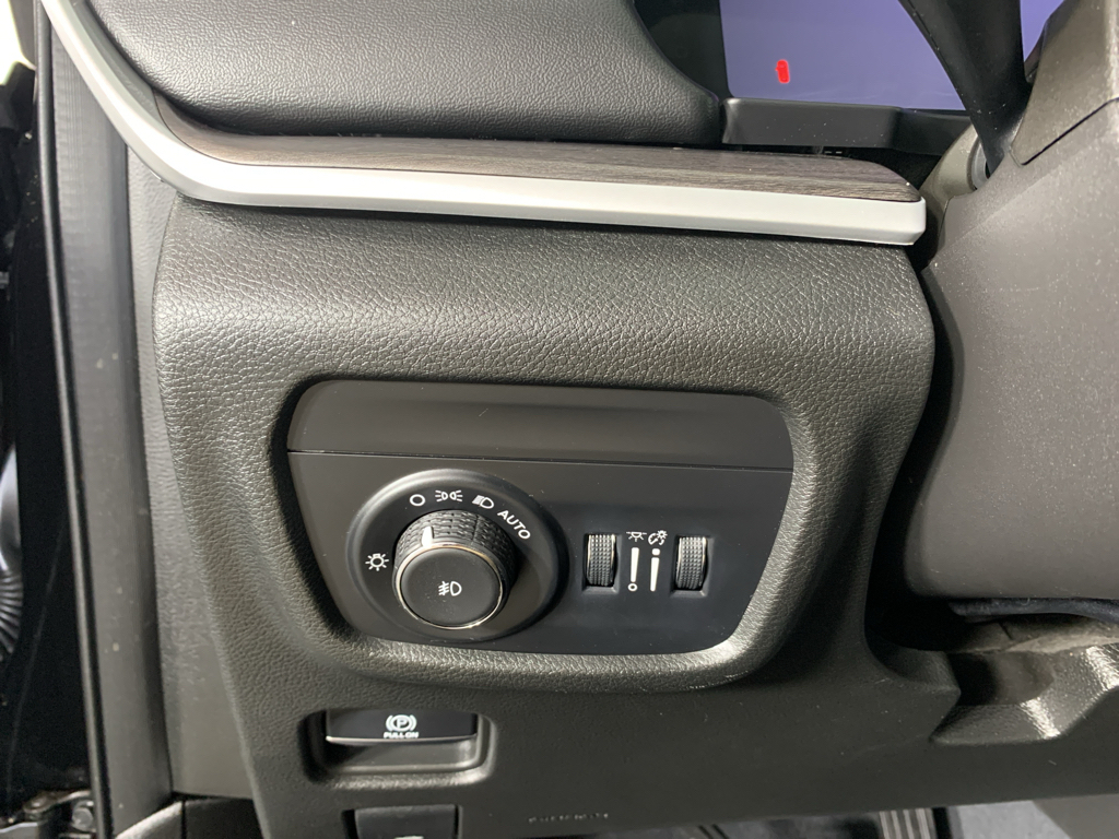Used 2023 Jeep Grand Cherokee L SUV