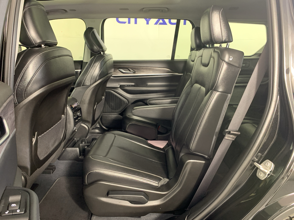 Used 2023 Jeep Grand Cherokee L SUV
