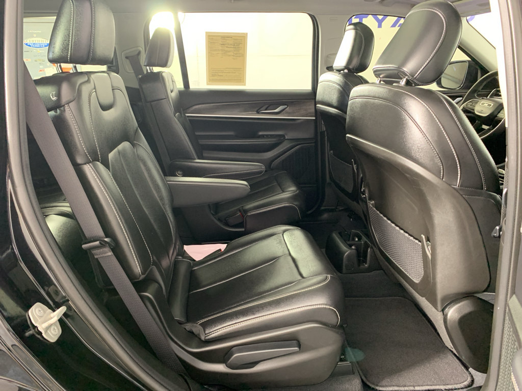 Used 2023 Jeep Grand Cherokee L SUV