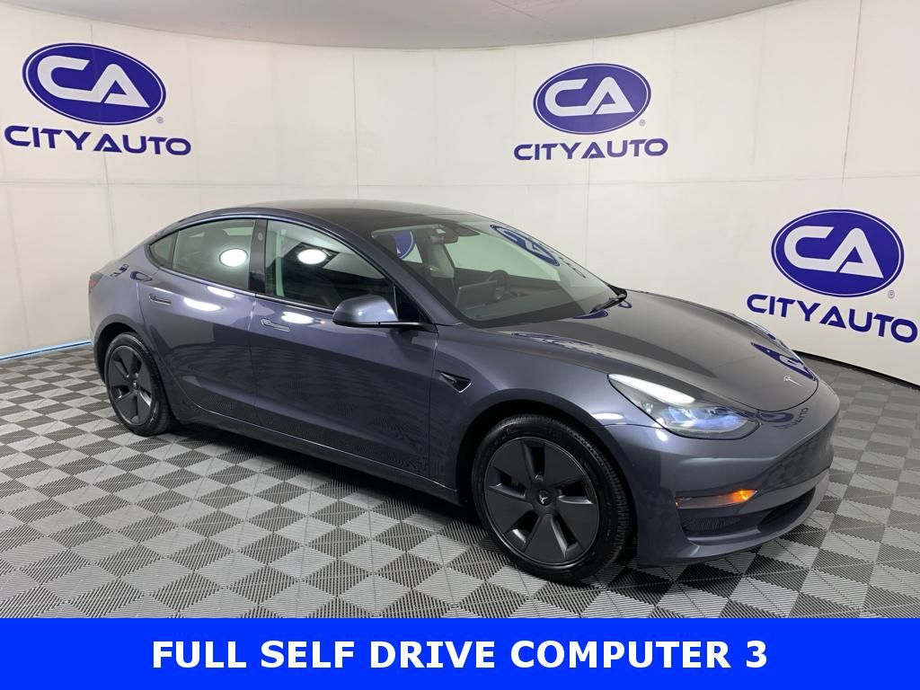 2023 Tesla Model 3 -'s photo