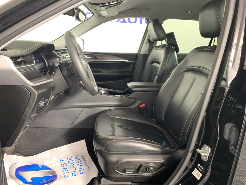 Used 2023 Jeep Grand Cherokee L SUV