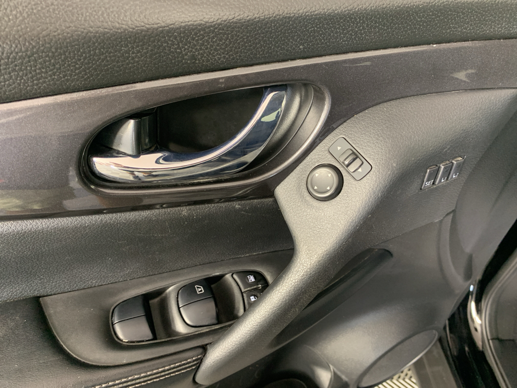 Used 2020 Nissan Rogue SUV