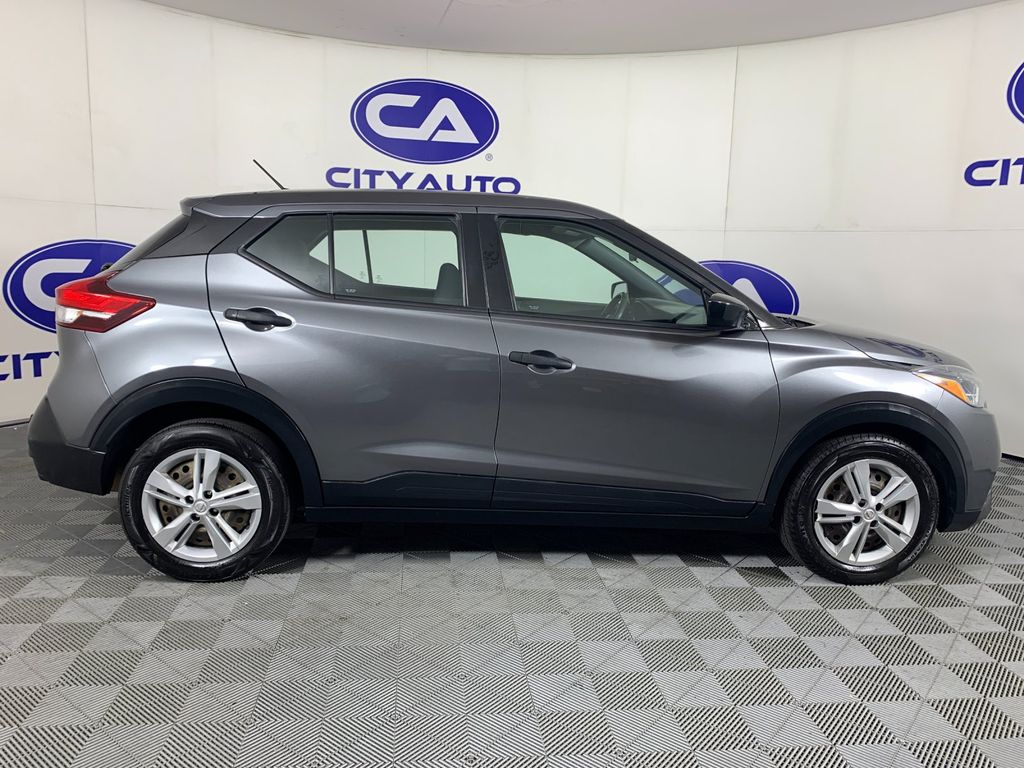 Used 2020 Nissan Kicks SUV