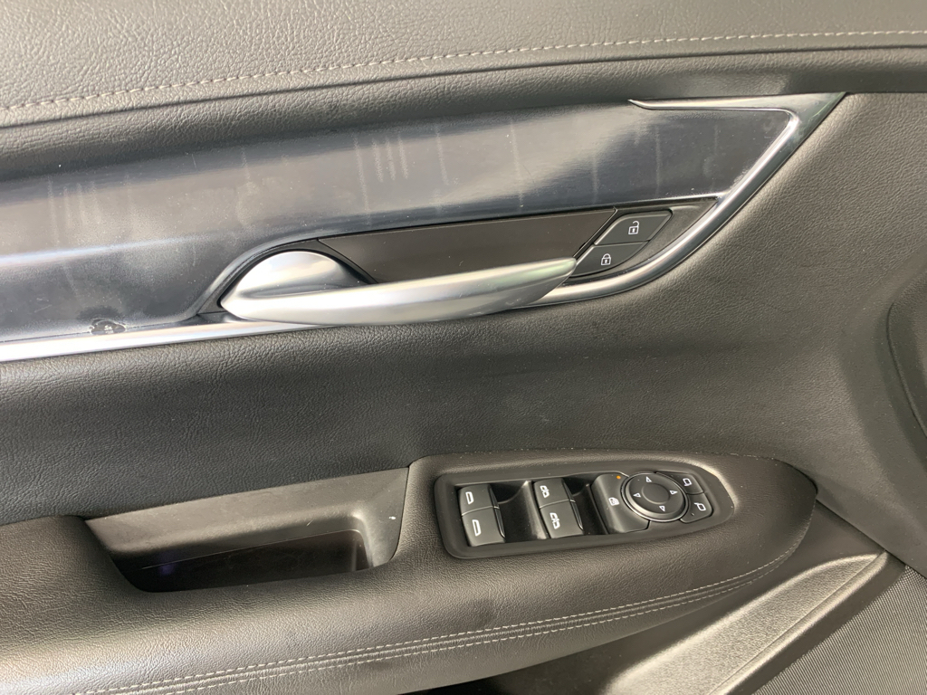 Used 2021 Cadillac XT5 SUV