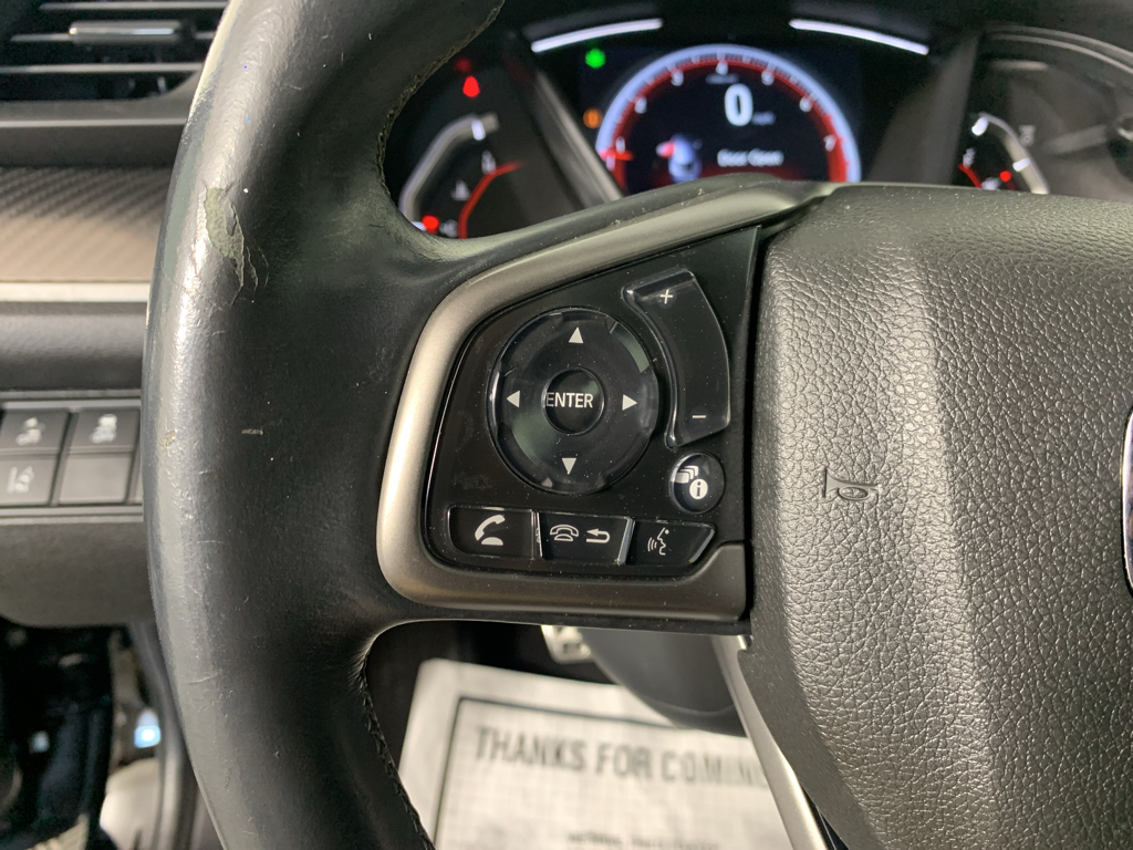 Vehicle photo 18