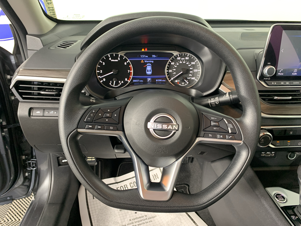 Used 2025 Nissan Altima Sedan
