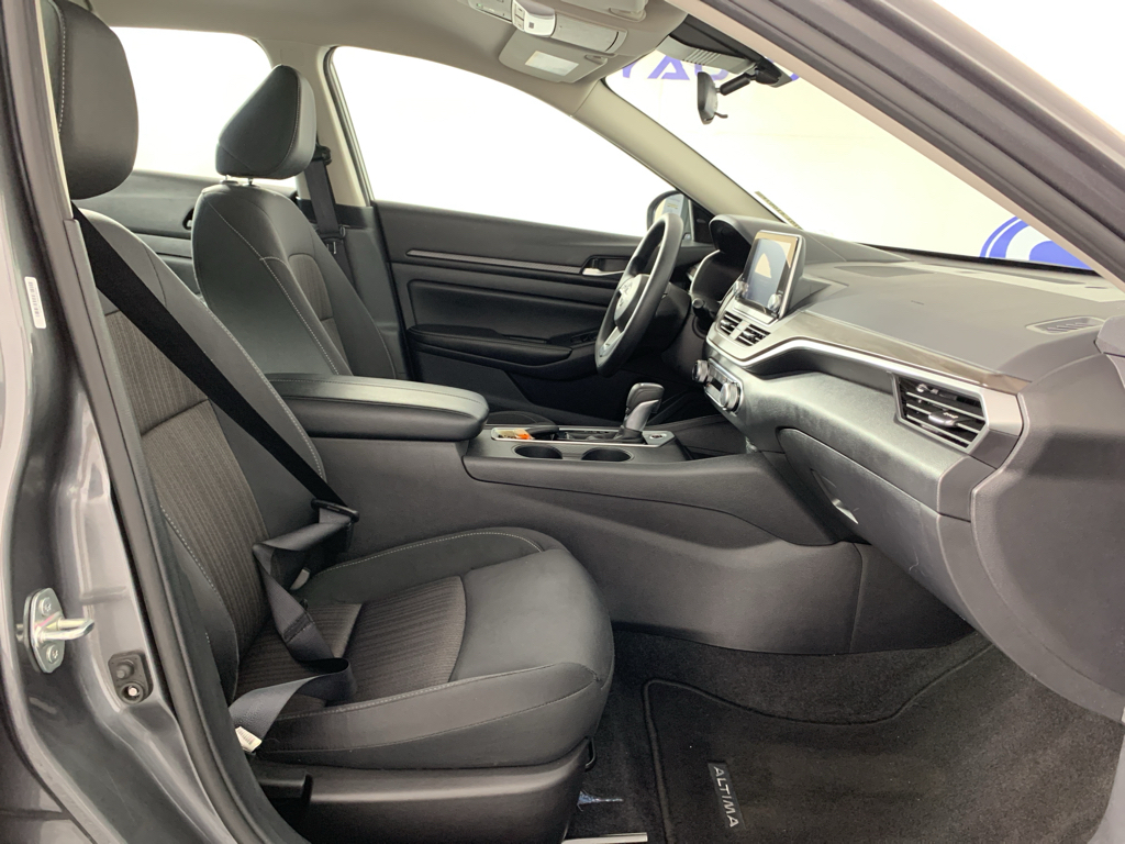 Used 2025 Nissan Altima Sedan