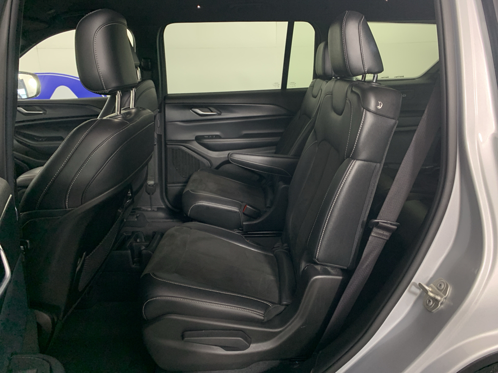 Used 2023 Jeep Grand Cherokee L SUV
