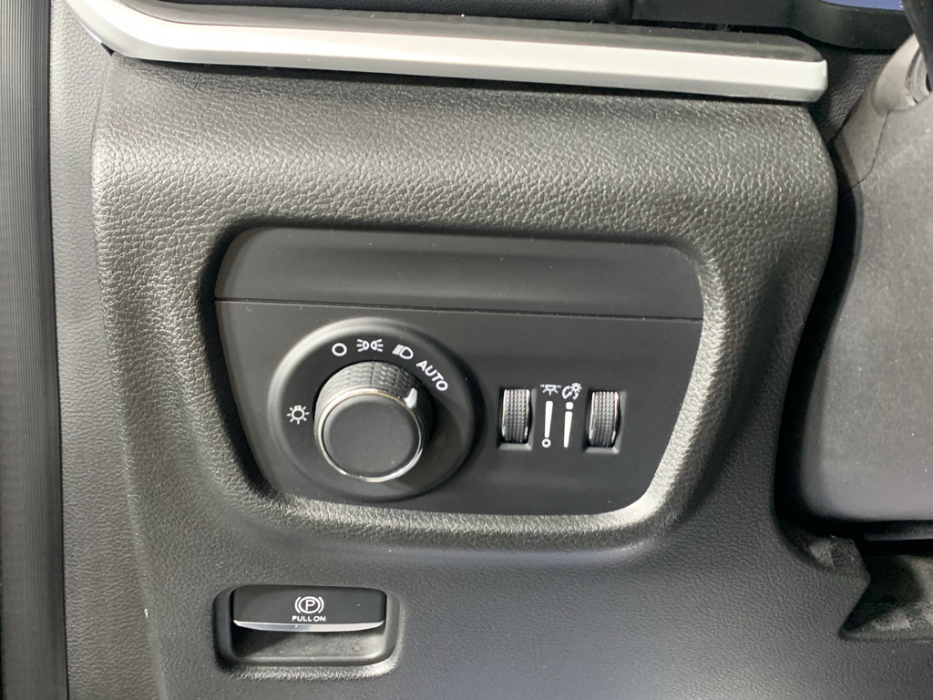 Used 2023 Jeep Grand Cherokee L SUV