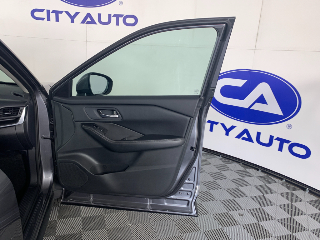 Used 2024 Nissan Rogue SUV