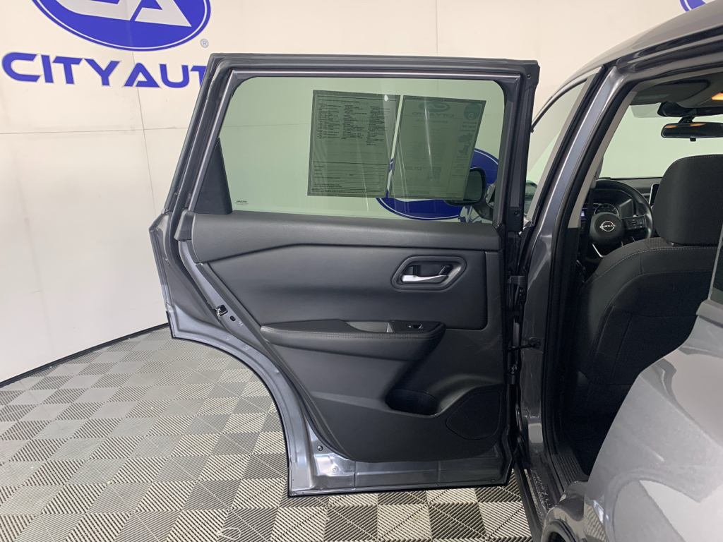 Used 2024 Nissan Rogue SUV