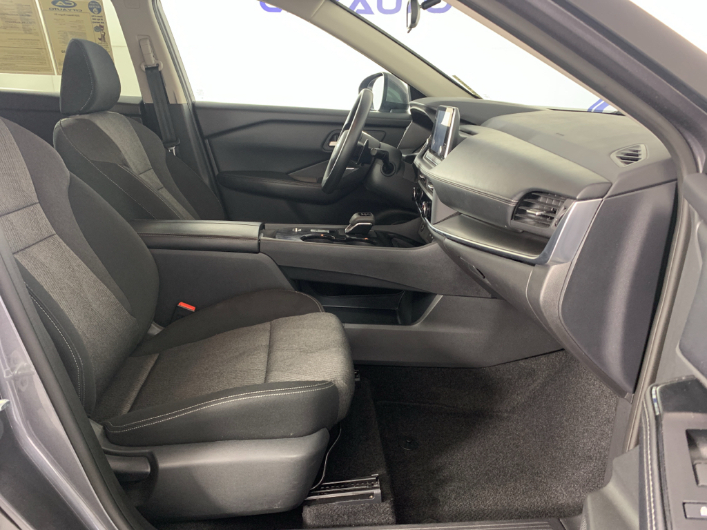Used 2024 Nissan Rogue SUV