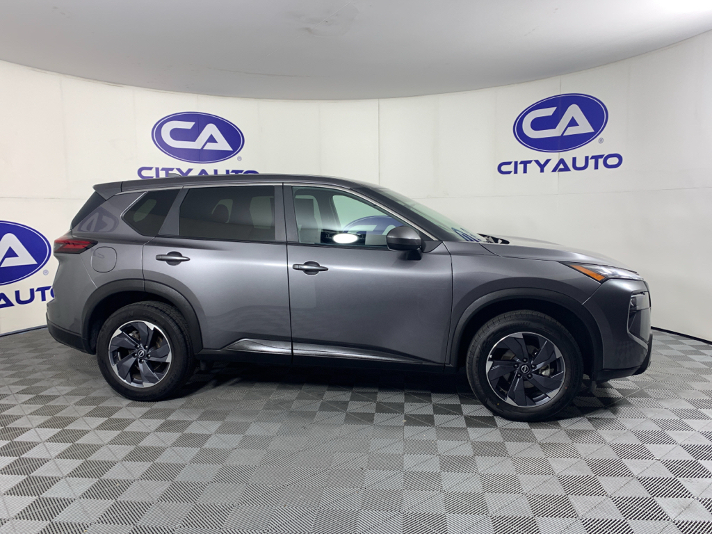 Used 2024 Nissan Rogue SUV