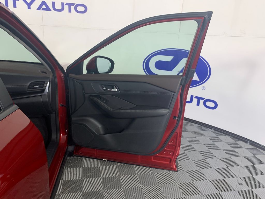 Used 2023 Nissan Rogue SUV