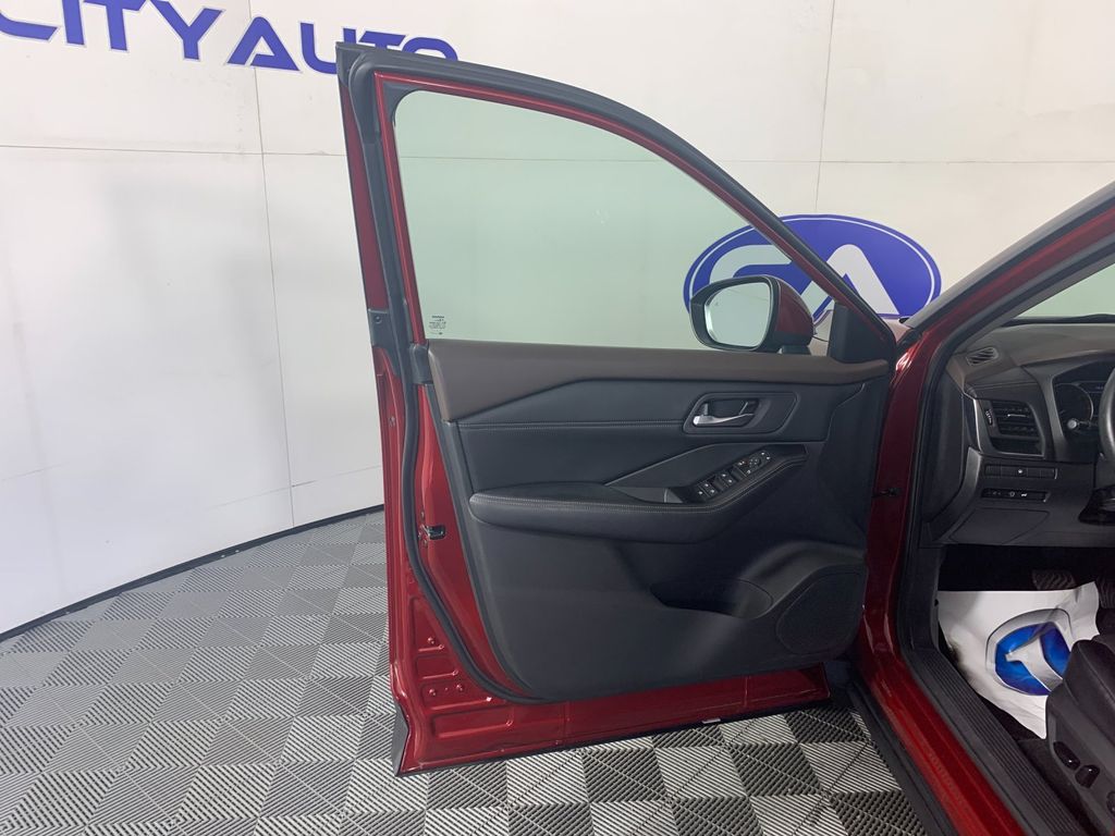 Used 2023 Nissan Rogue SUV