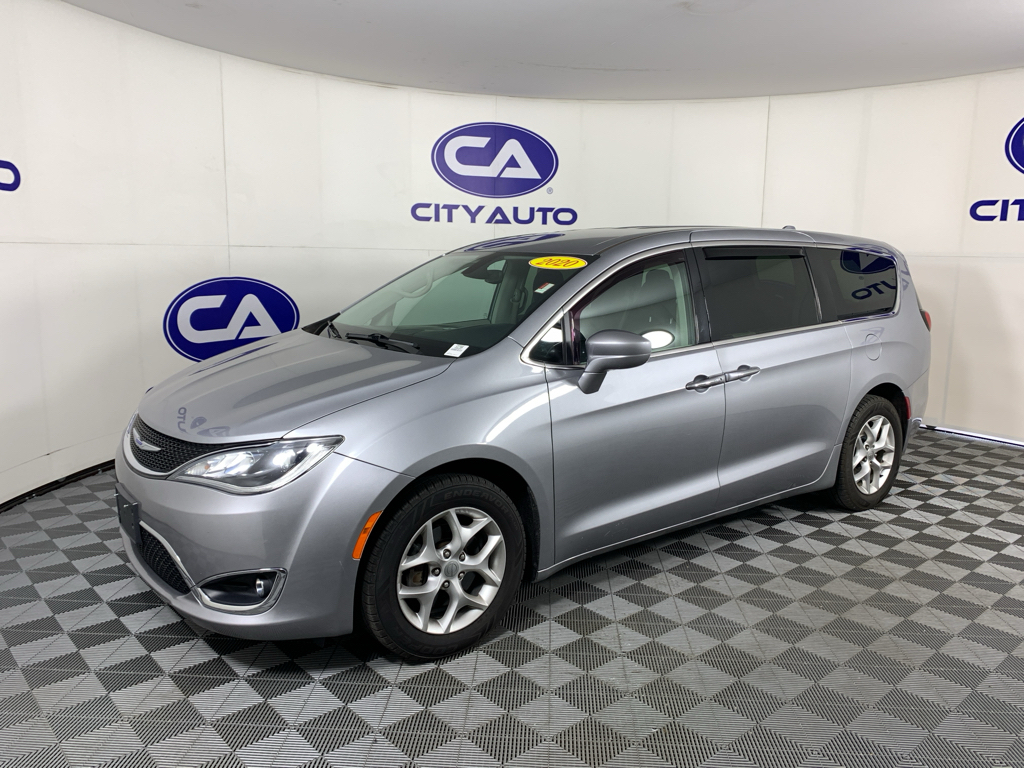 Used 2020 Chrysler Pacifica Van