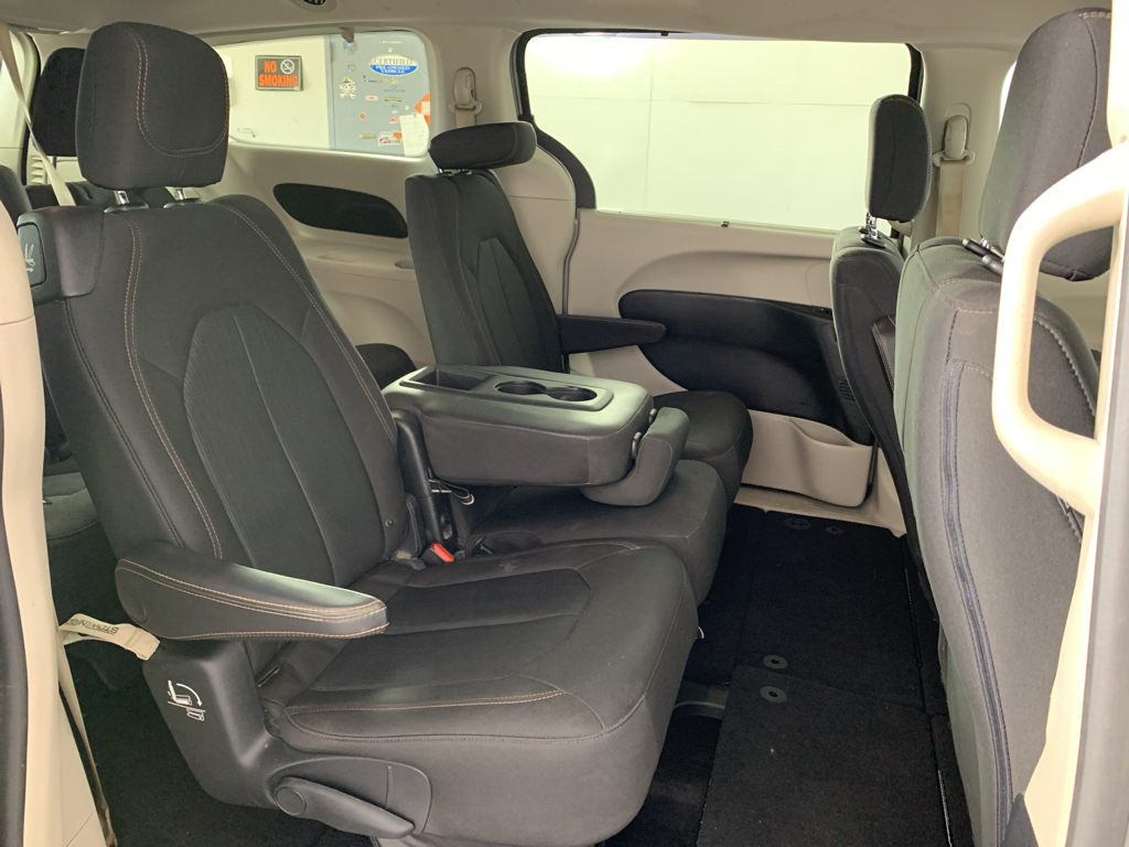 Used 2020 Chrysler Pacifica Van
