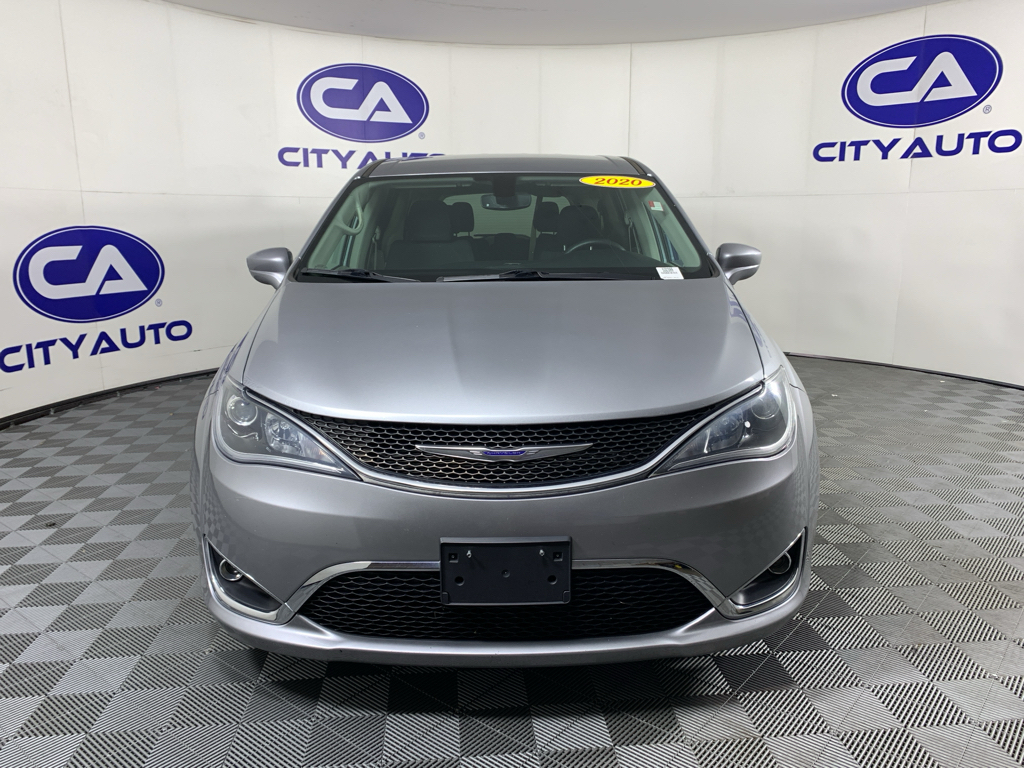 Used 2020 Chrysler Pacifica Van