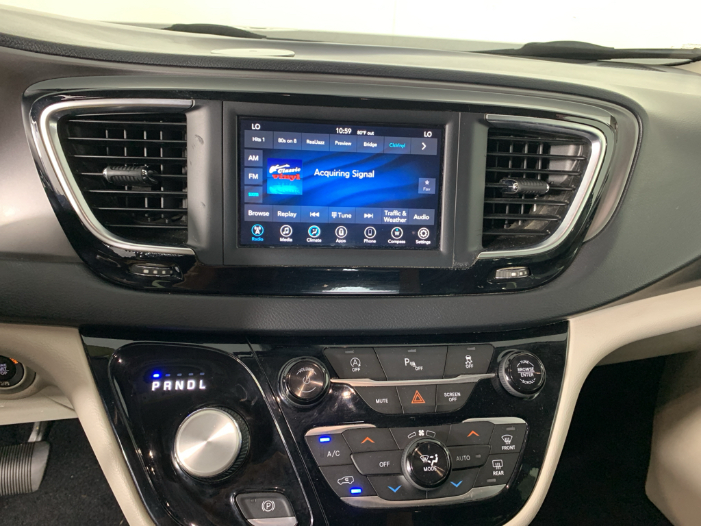 Used 2020 Chrysler Pacifica Van