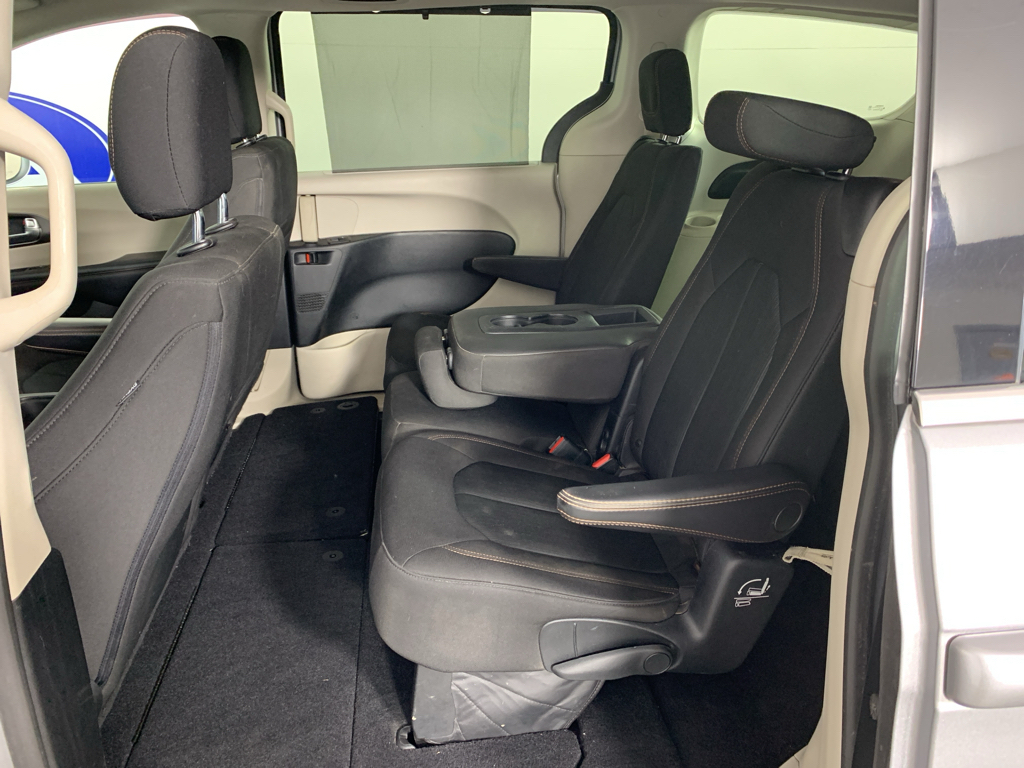Used 2020 Chrysler Pacifica Van