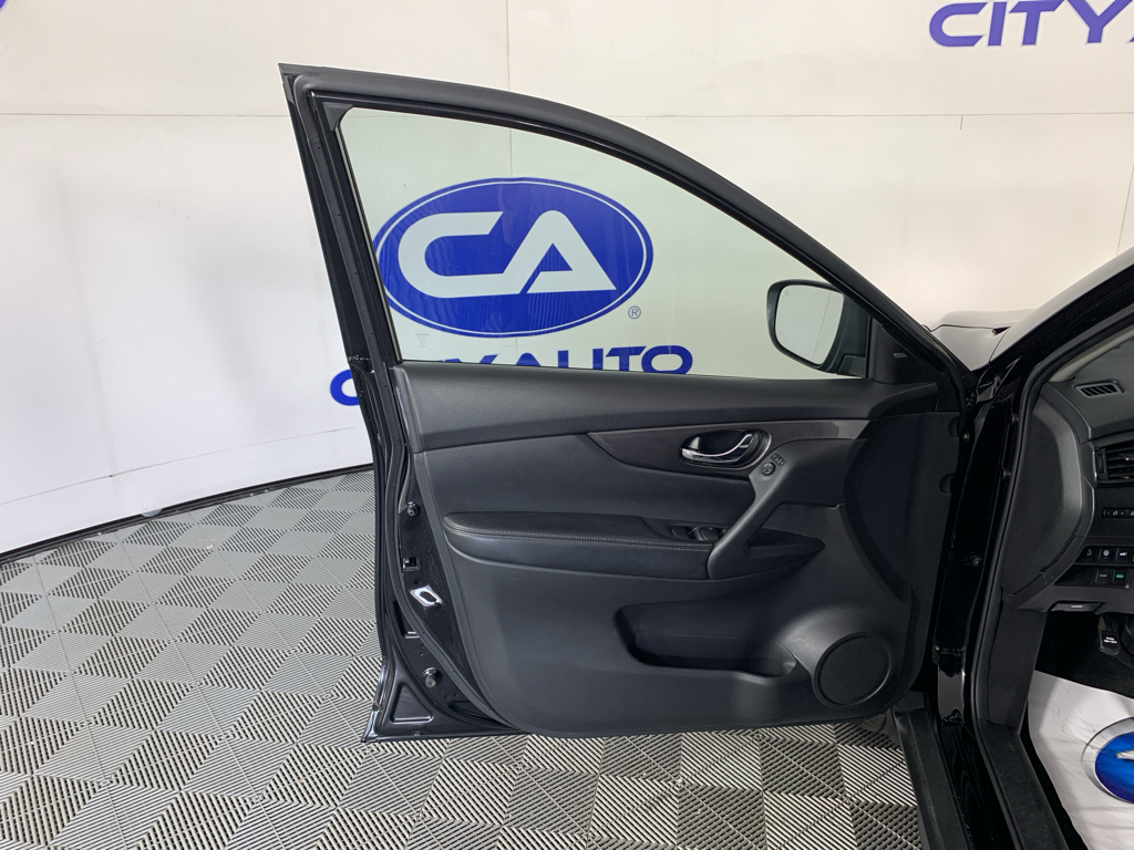 Used 2019 Nissan Rogue SUV