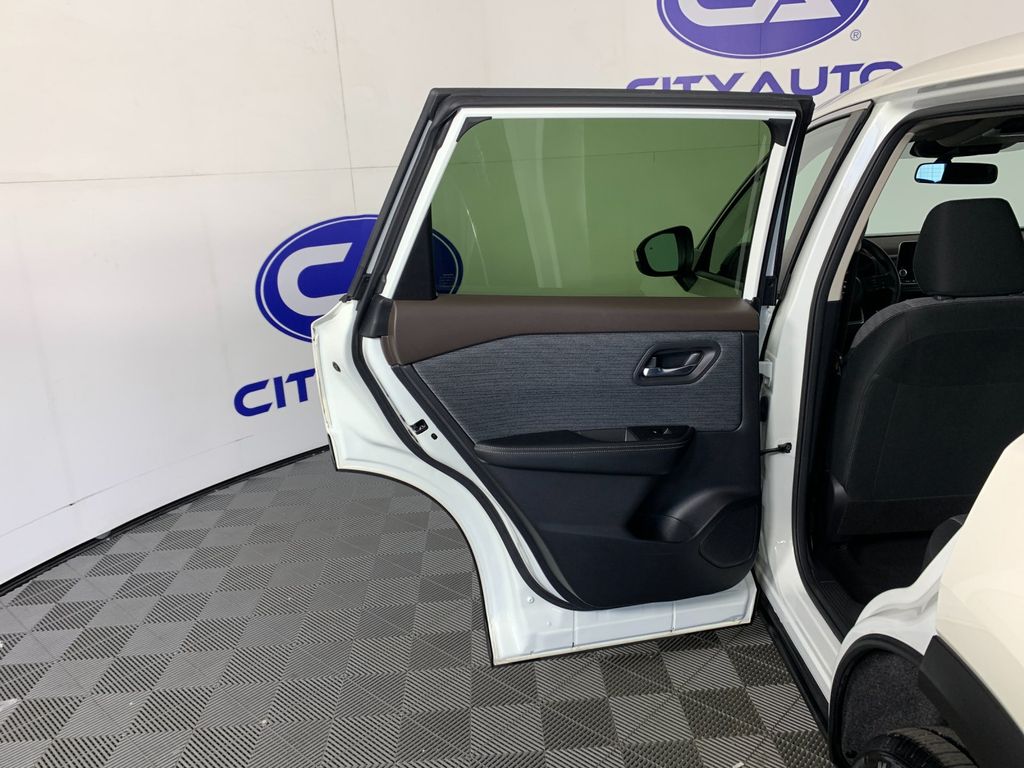 Used 2023 Nissan Rogue SUV
