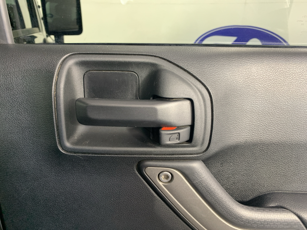 Used 2017 Jeep Wrangler SUV