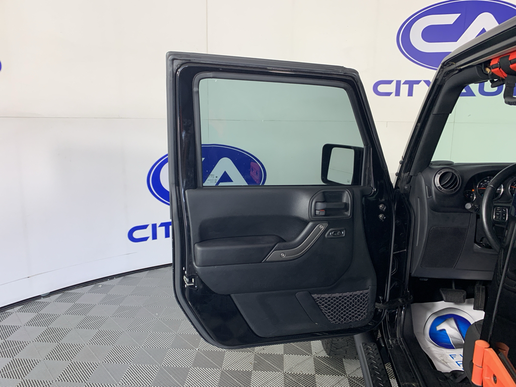 Used 2017 Jeep Wrangler SUV