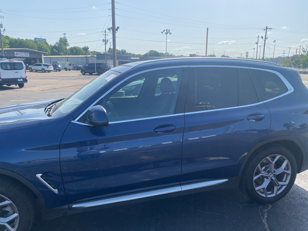 2022 BMW X3 xDrive30i's photo