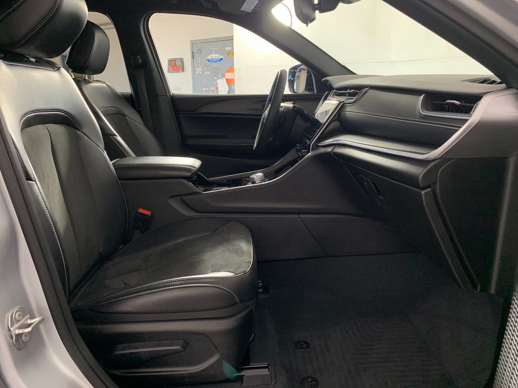 Used 2023 Jeep Grand Cherokee L SUV