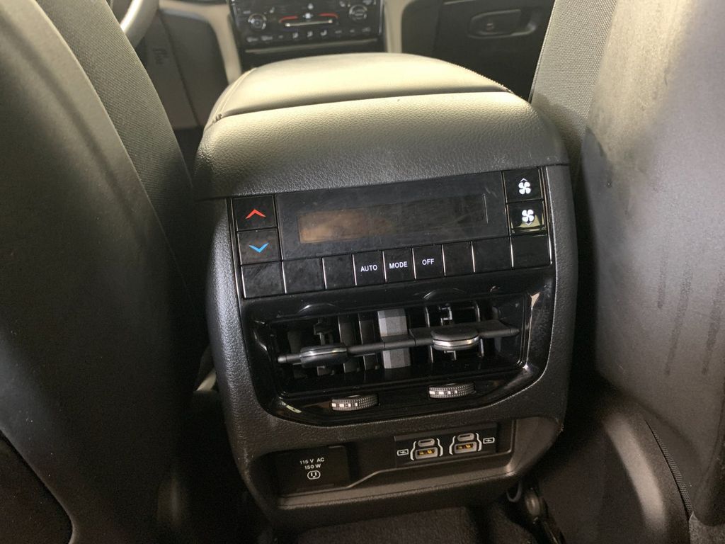 Used 2023 Jeep Grand Cherokee L SUV