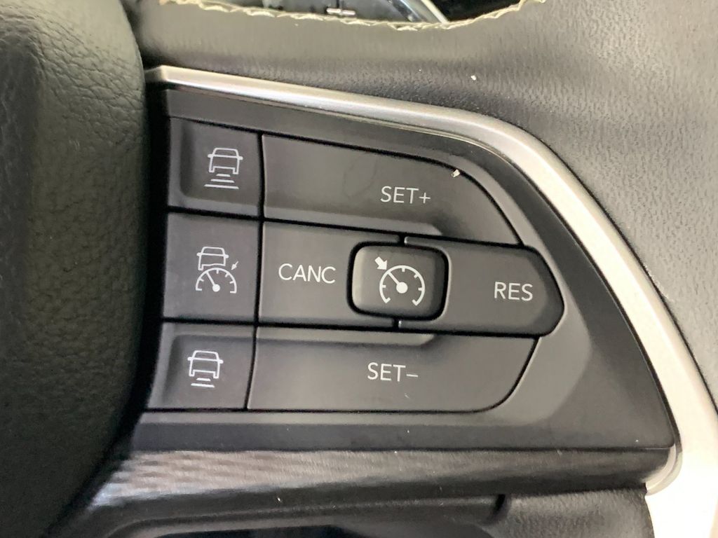 Used 2023 Jeep Grand Cherokee L SUV