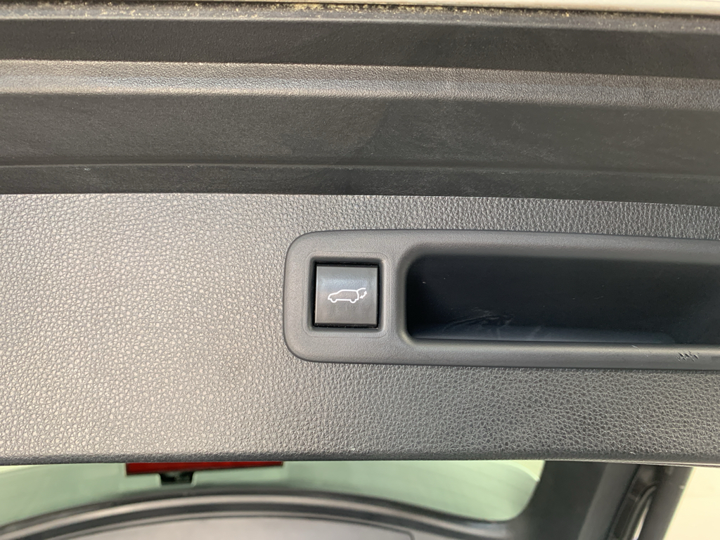 Used 2020 Toyota Highlander Hybrid SUV
