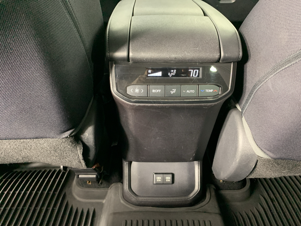 Used 2020 Toyota Highlander Hybrid SUV