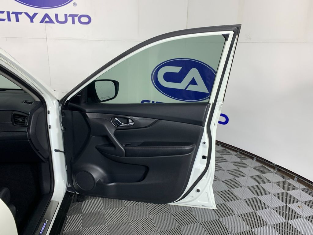 Used 2018 Nissan Rogue SUV