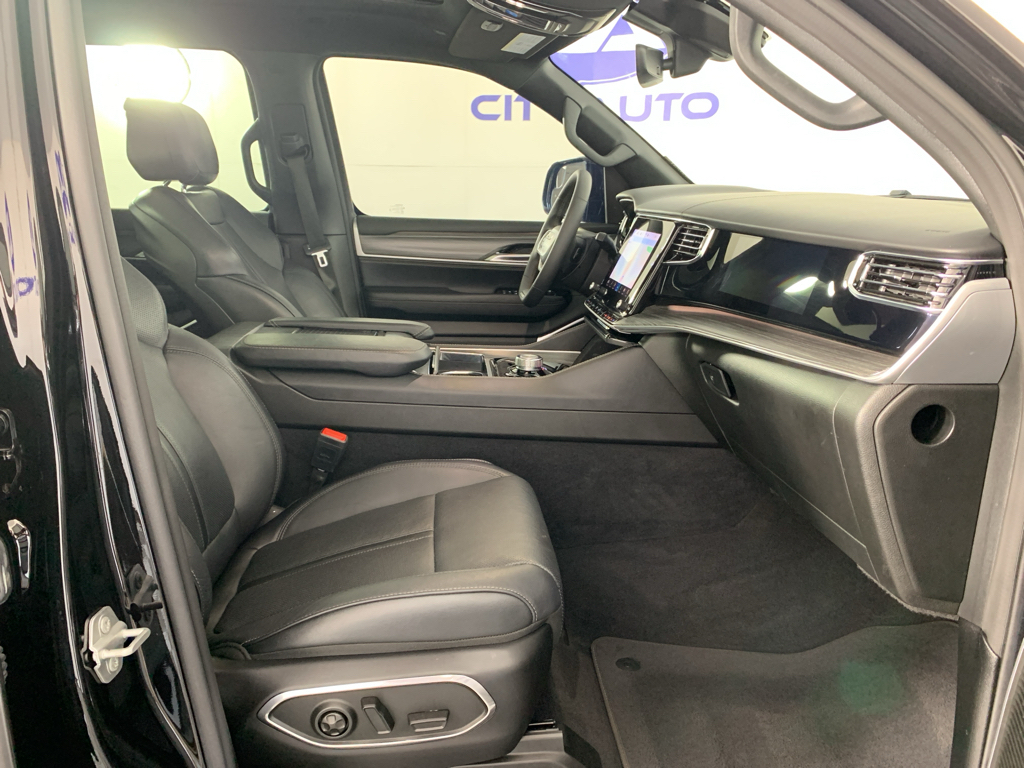 Used 2023 Jeep Wagoneer SUV