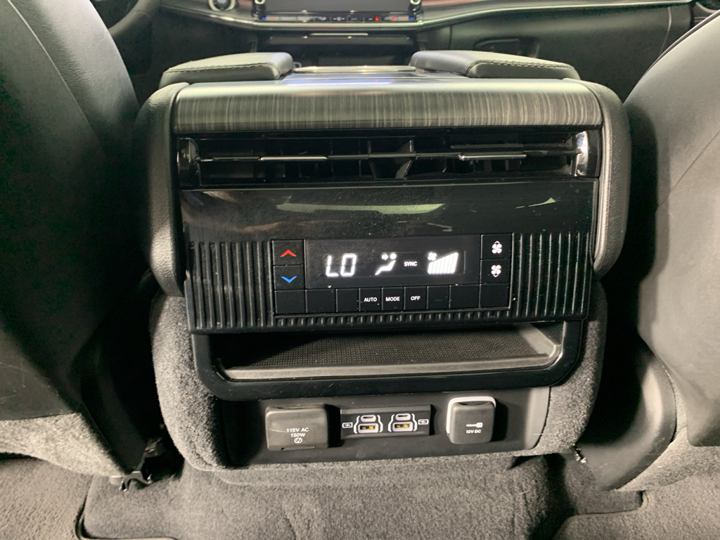 Used 2023 Jeep Wagoneer SUV