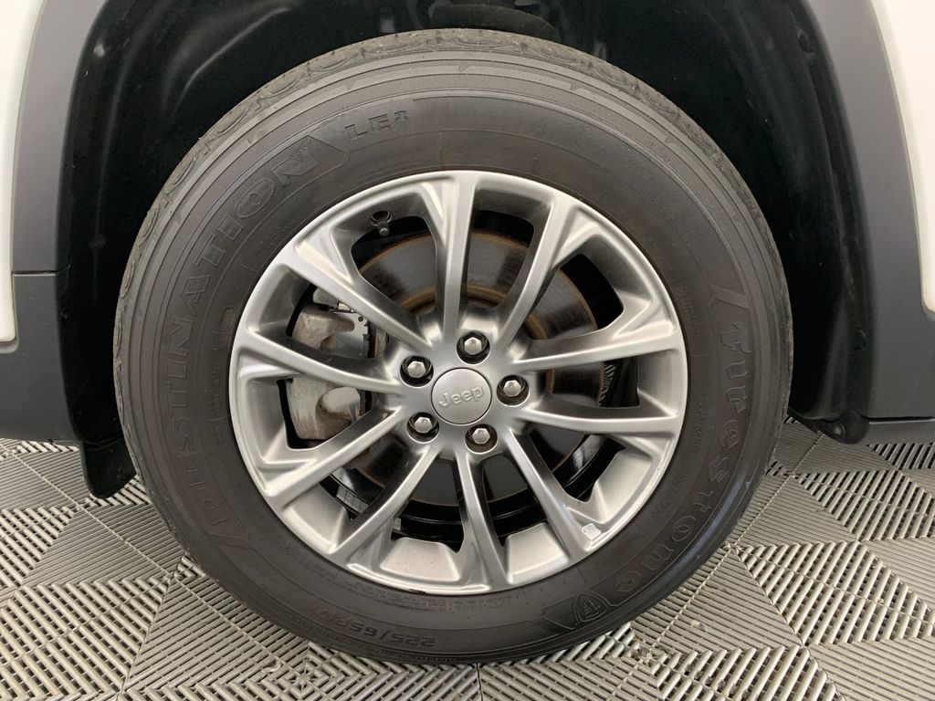 Used 2019 Jeep Cherokee SUV