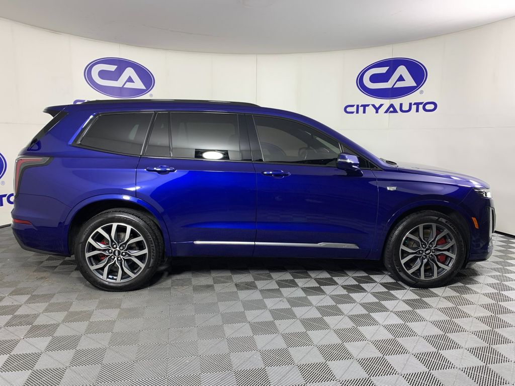Used 2023 Cadillac XT6 SUV