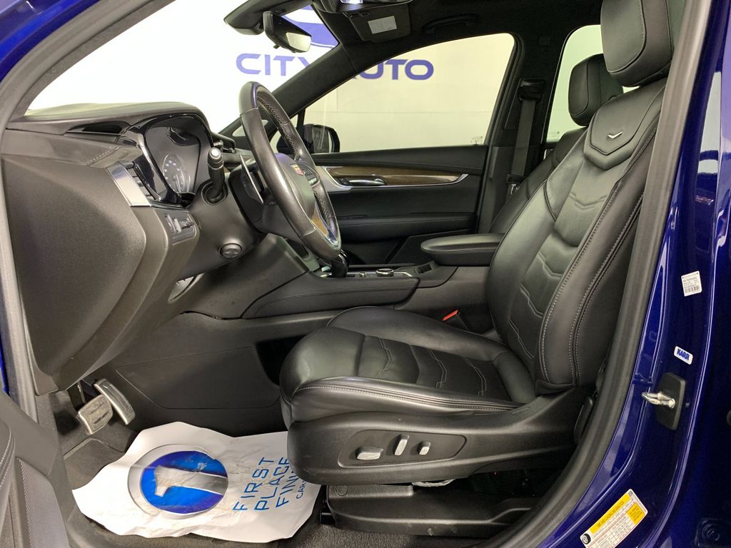 Used 2023 Cadillac XT6 SUV