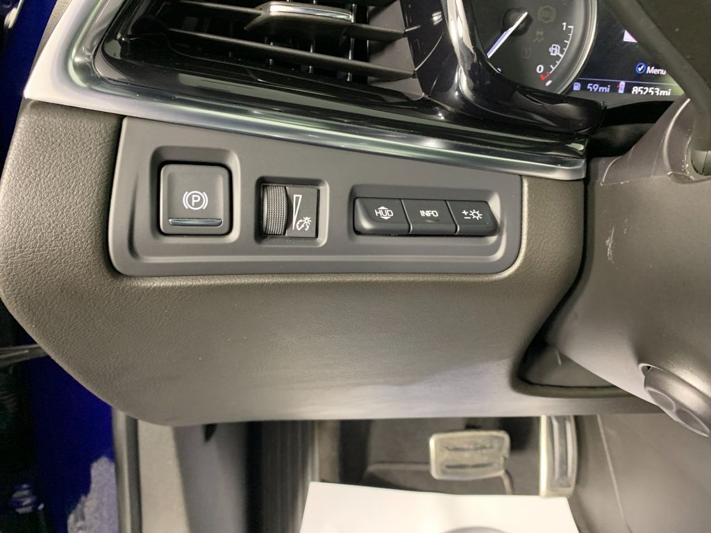 Used 2023 Cadillac XT6 SUV
