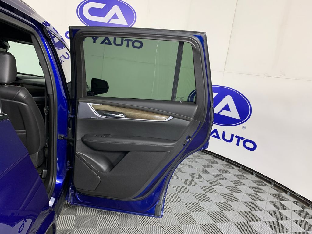 Used 2023 Cadillac XT6 SUV