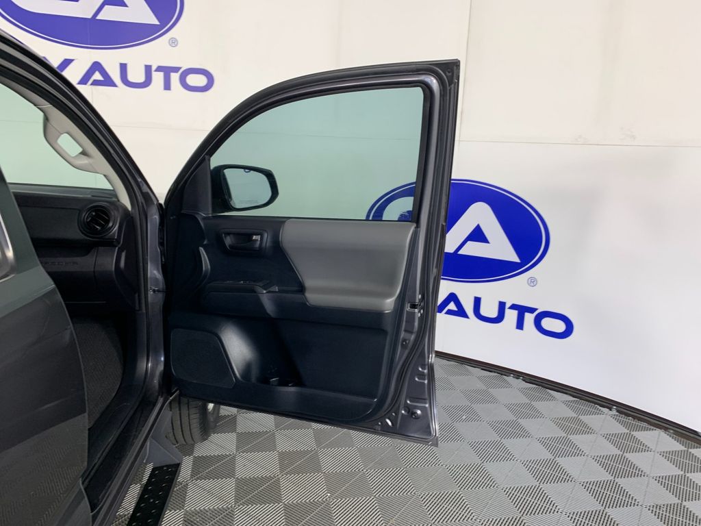 Used 2016 Toyota Tacoma Truck