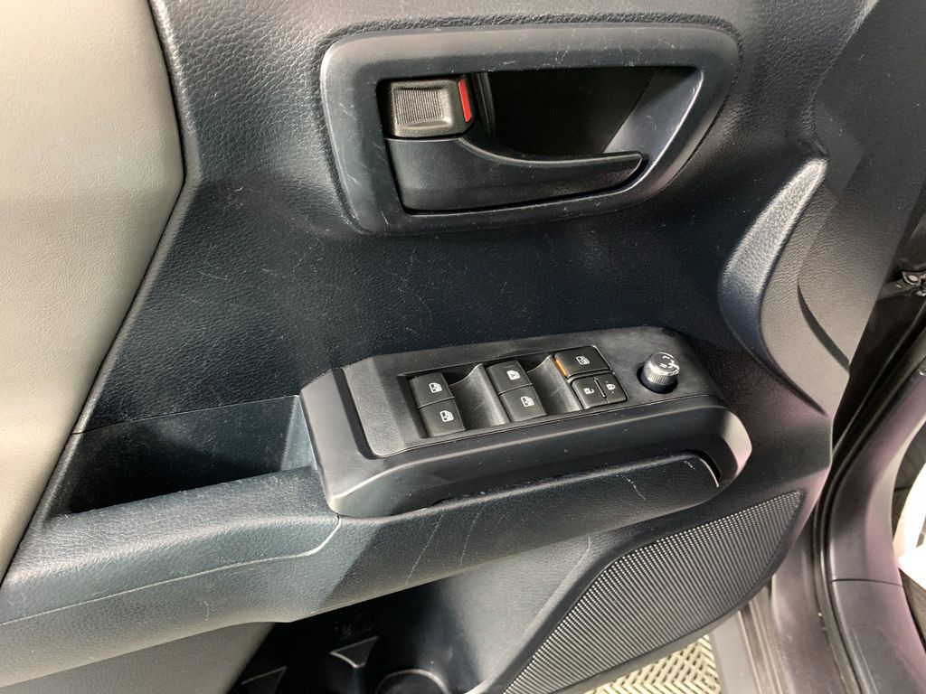 Used 2016 Toyota Tacoma Truck